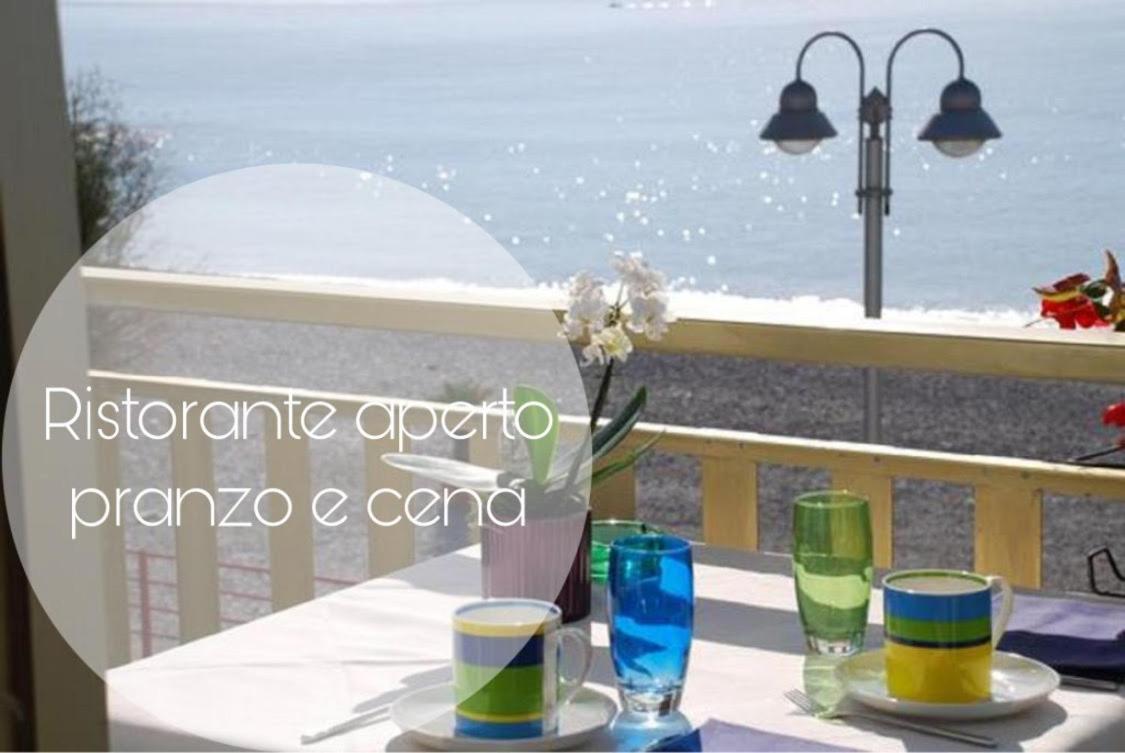 Hotel Piccolo Paradiso Bordighera Buitenkant foto
