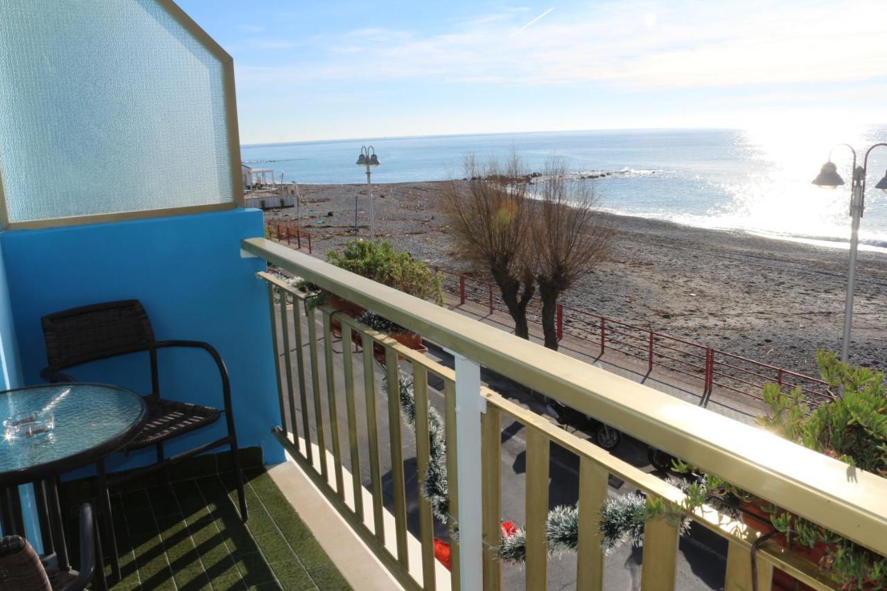 Hotel Piccolo Paradiso Bordighera Buitenkant foto